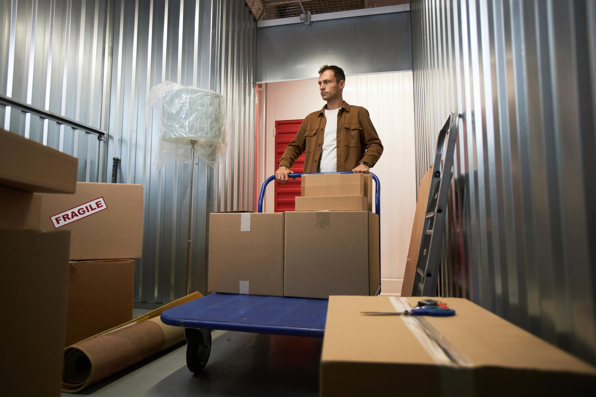 Top 8 Must-Have Packing And Organisation Items Before Moving Into Your Dubai Self-Storage Unit And The Surprising Reason Behind Each One